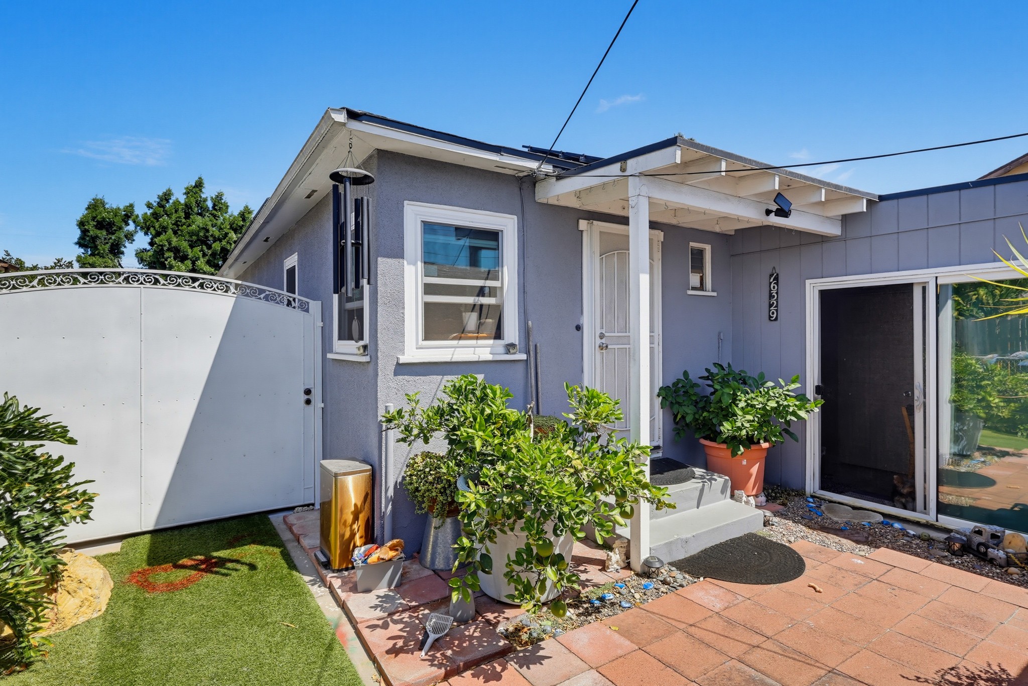 Virtual tour photo 35 of 51 for 318 E Plenty St