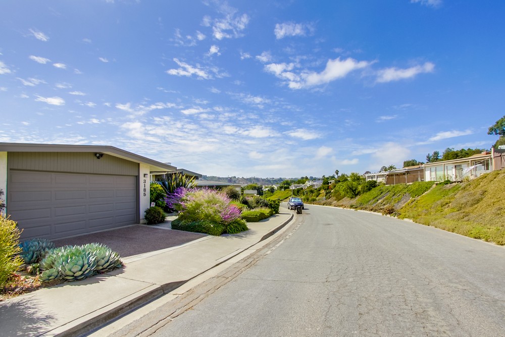 Virtual tour photo 5 of 48 for 3185 Fryden Ct