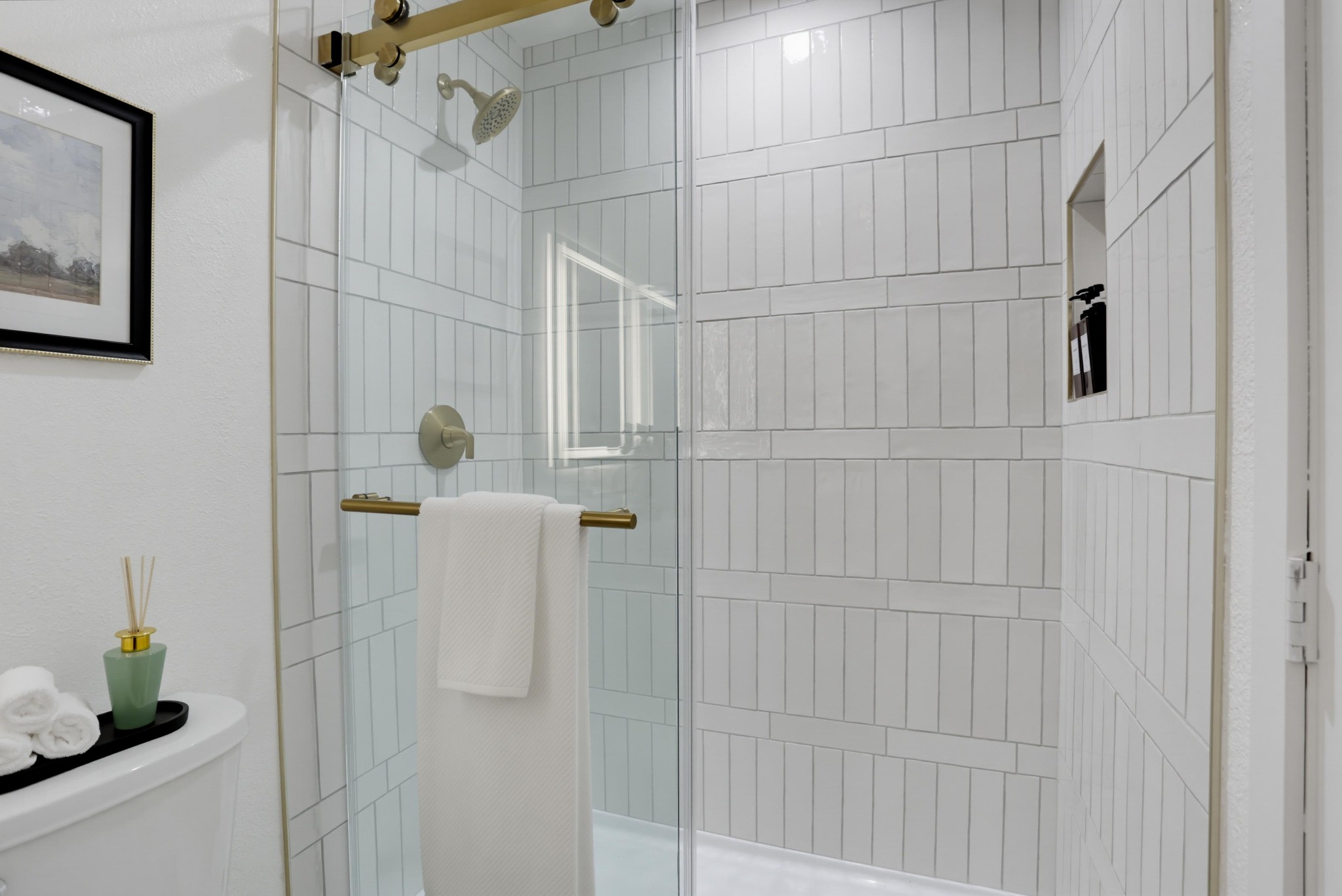 Virtual tour photo 24 of 43 for 319 Volney Ln