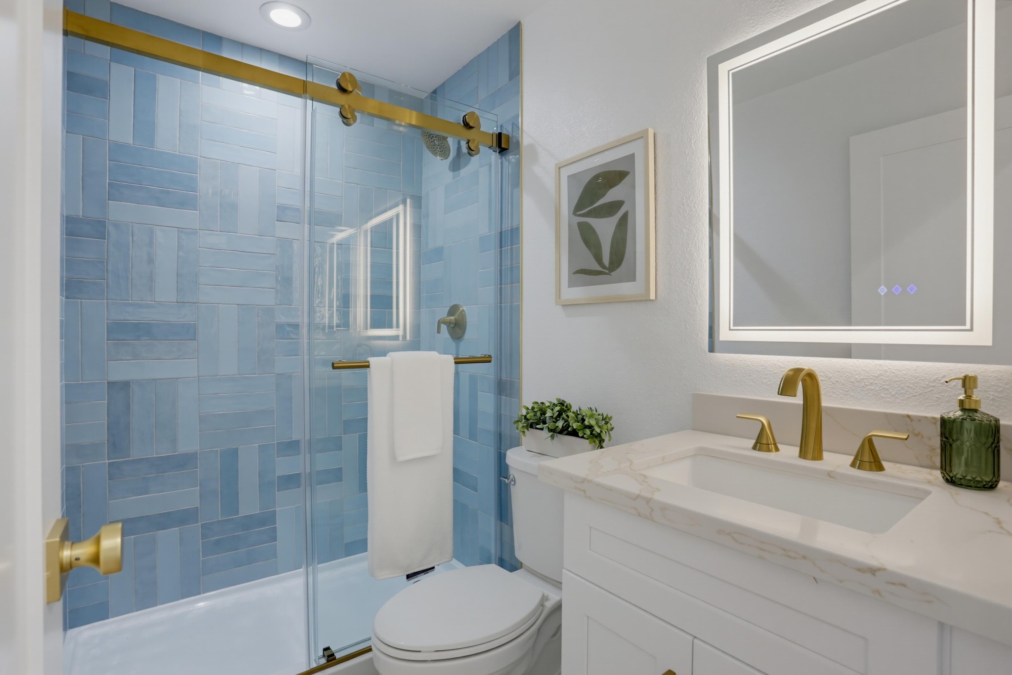 Virtual tour photo 29 of 43 for 319 Volney Ln