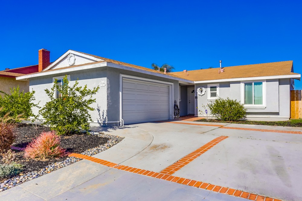 Virtual tour photo 1 of 36 for 3190 Via Papeete