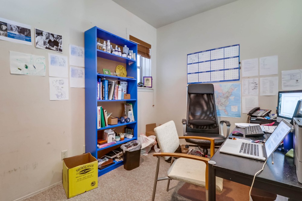 Virtual tour photo 16 of 48 for 3191 Thorn St