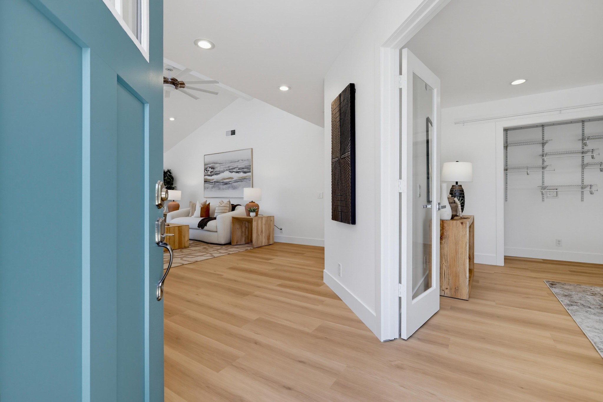 Virtual tour photo 7 of 92 for 31911 Via Flores #27
