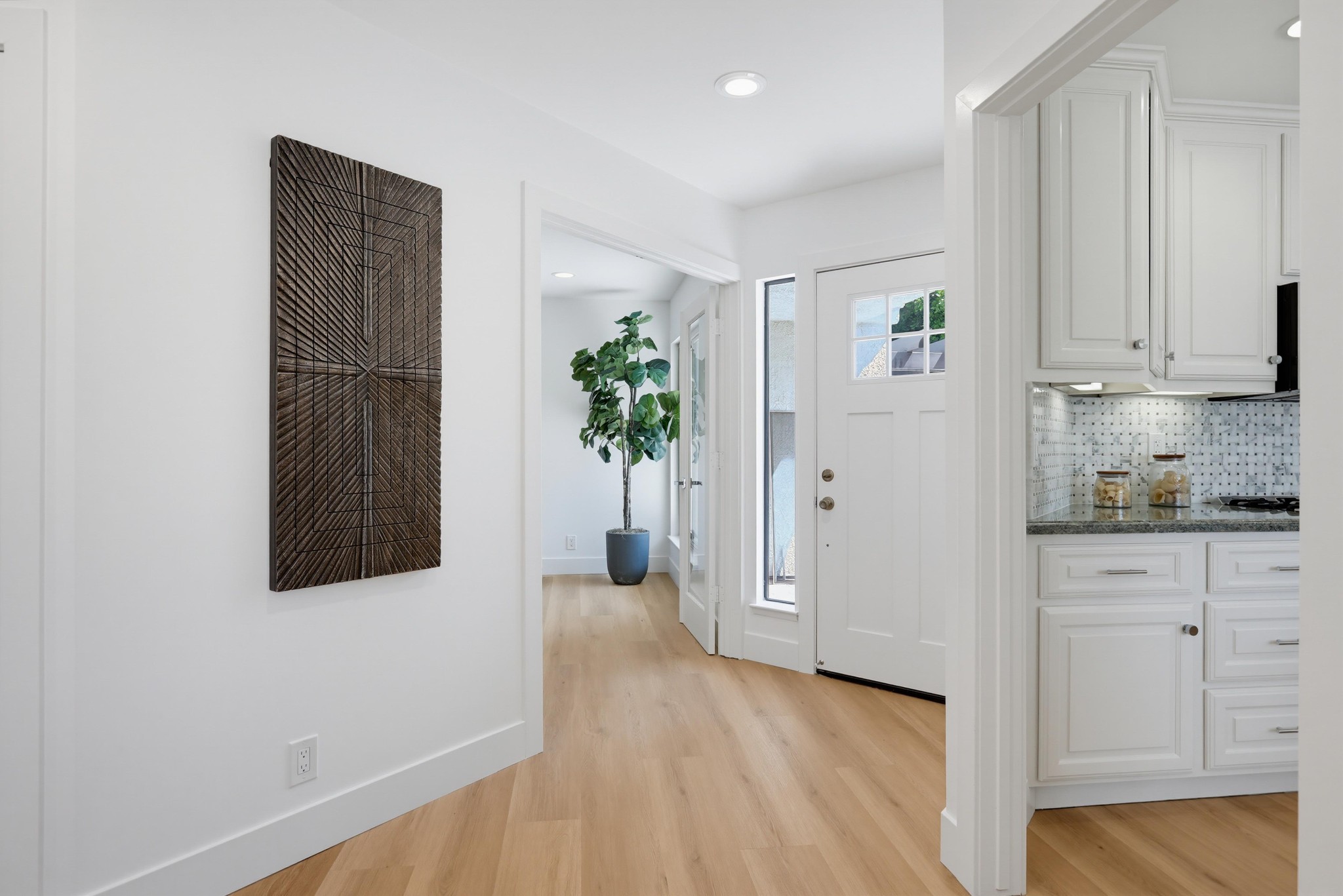 Virtual tour photo 34 of 92 for 31911 Via Flores #27