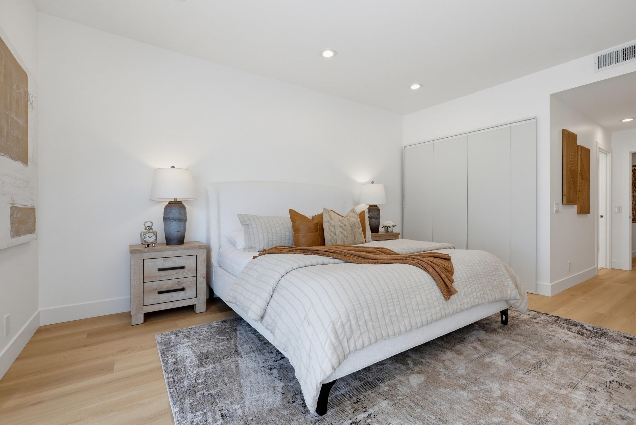 Virtual tour photo 48 of 92 for 31911 Via Flores #27