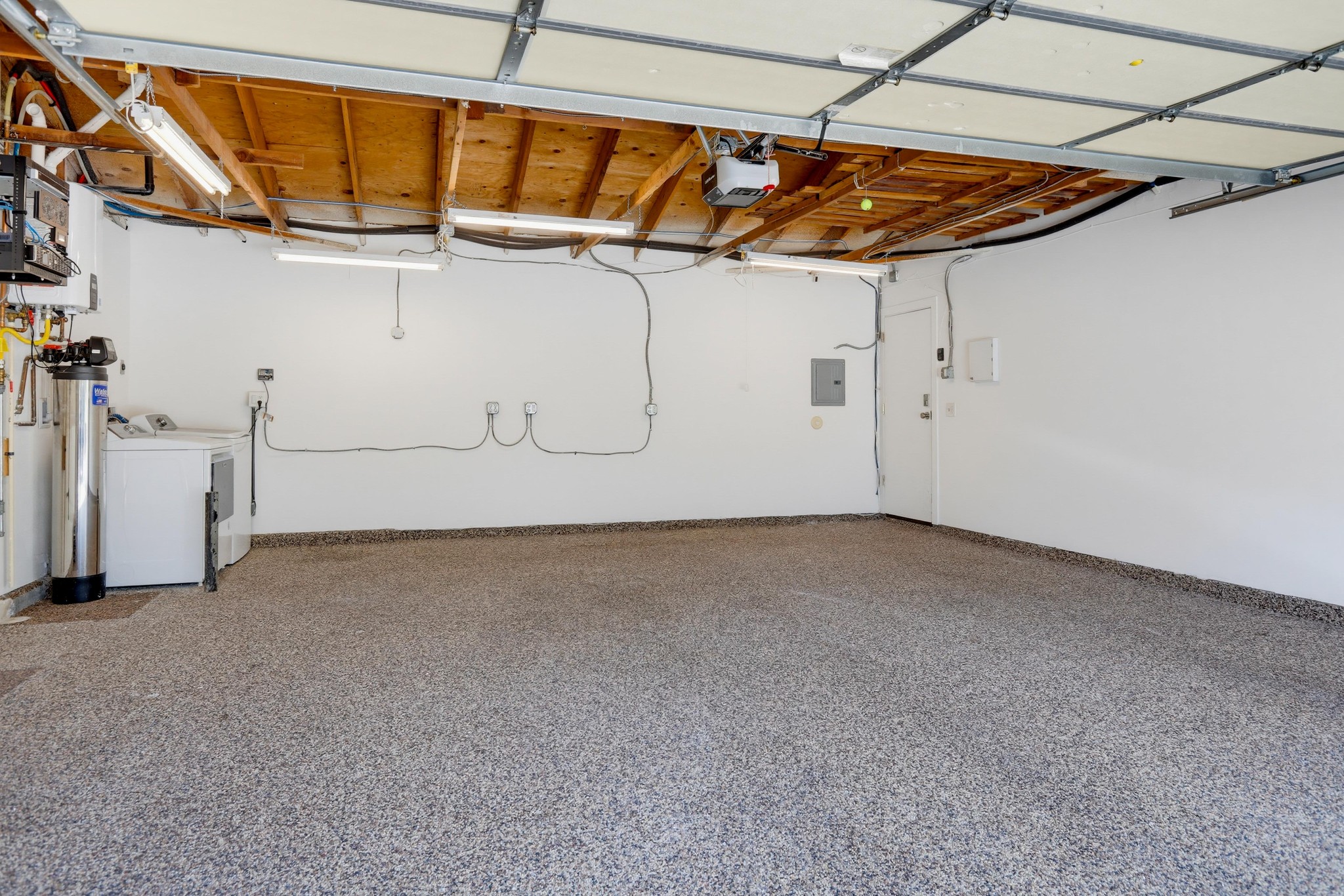 Virtual tour photo 71 of 92 for 31911 Via Flores #27