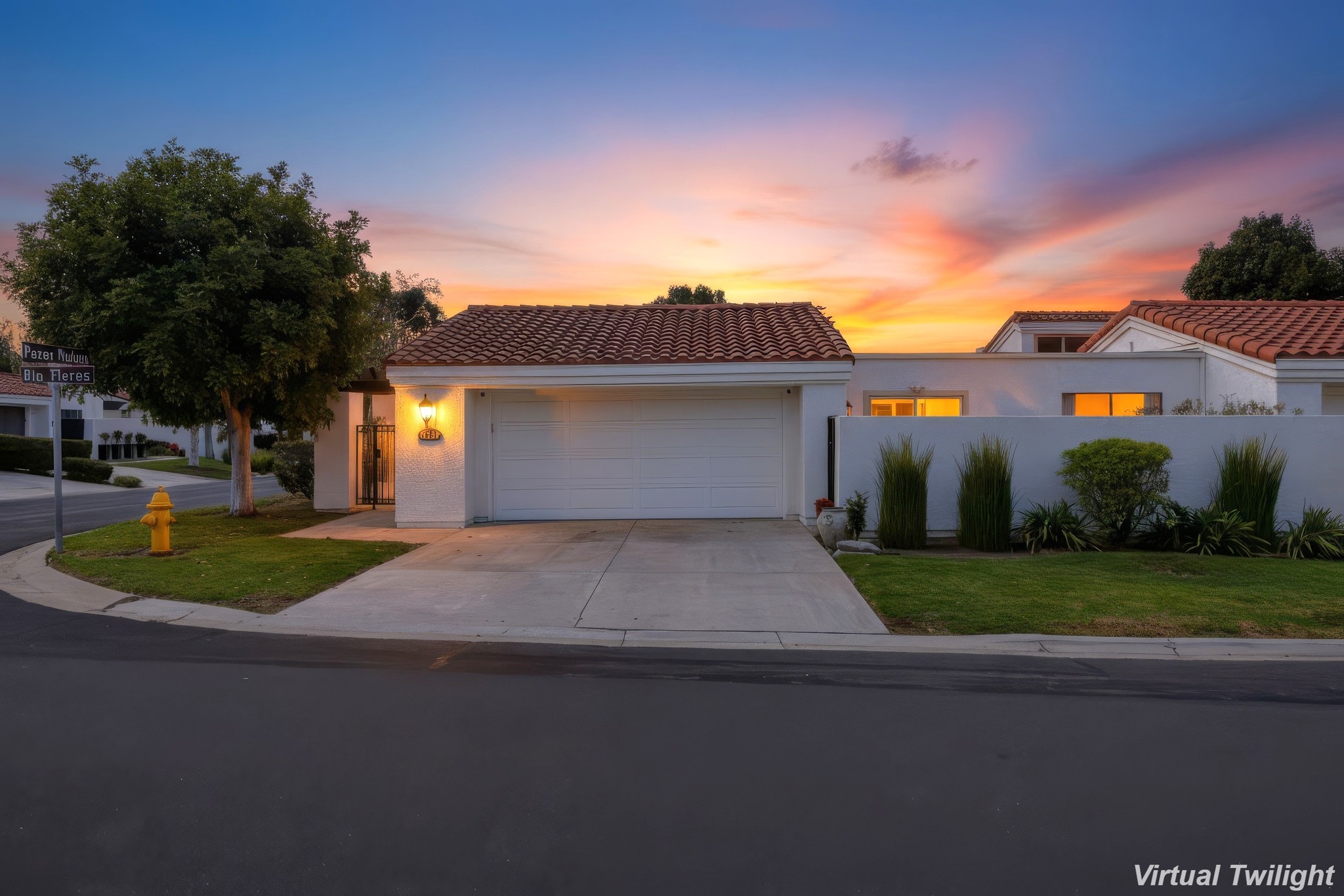 Virtual tour photo 1 of 92 for 31911 Via Flores #27
