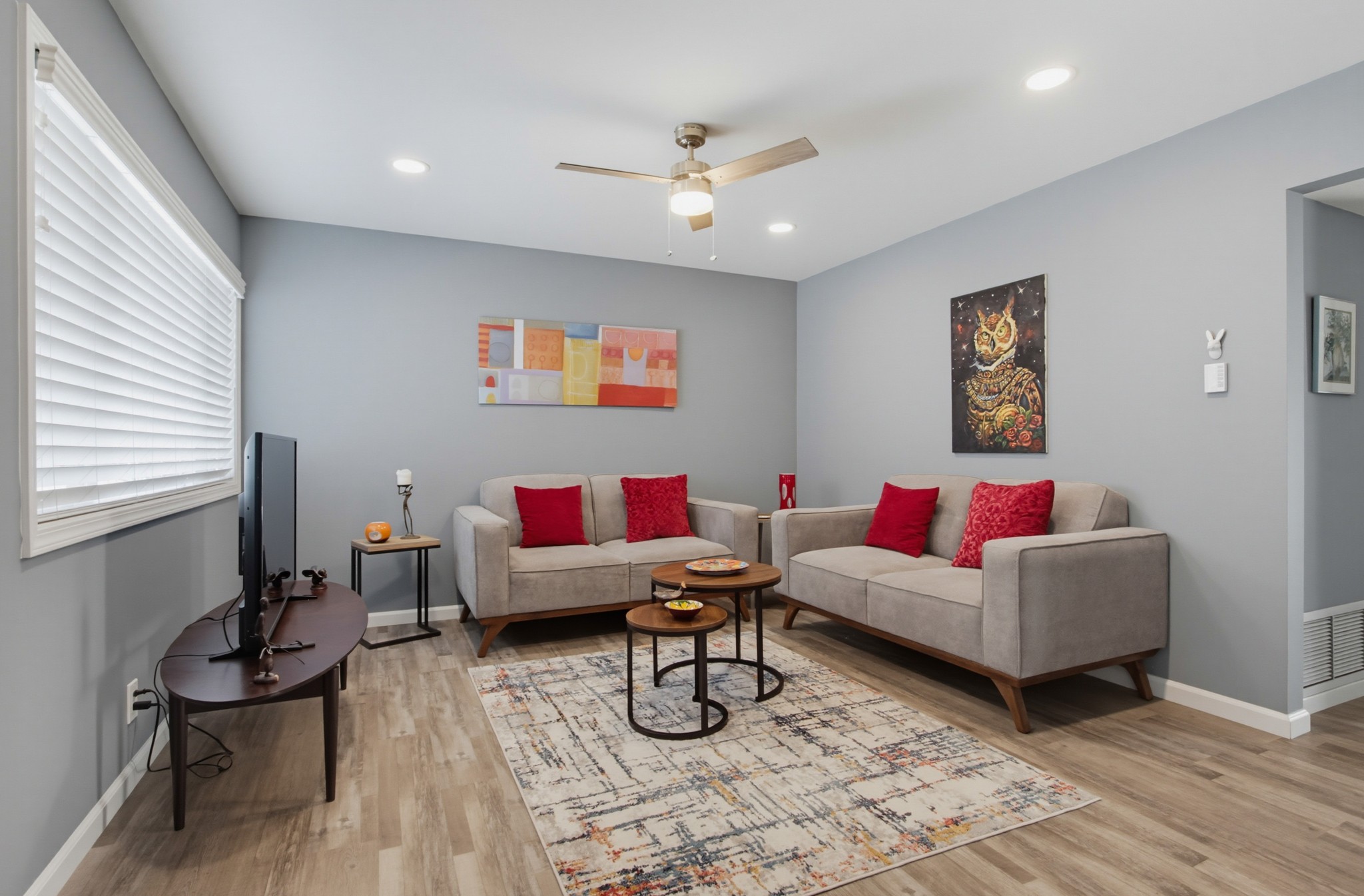 Virtual tour photo 9 of 20 for 3196 Buena Hills Dr