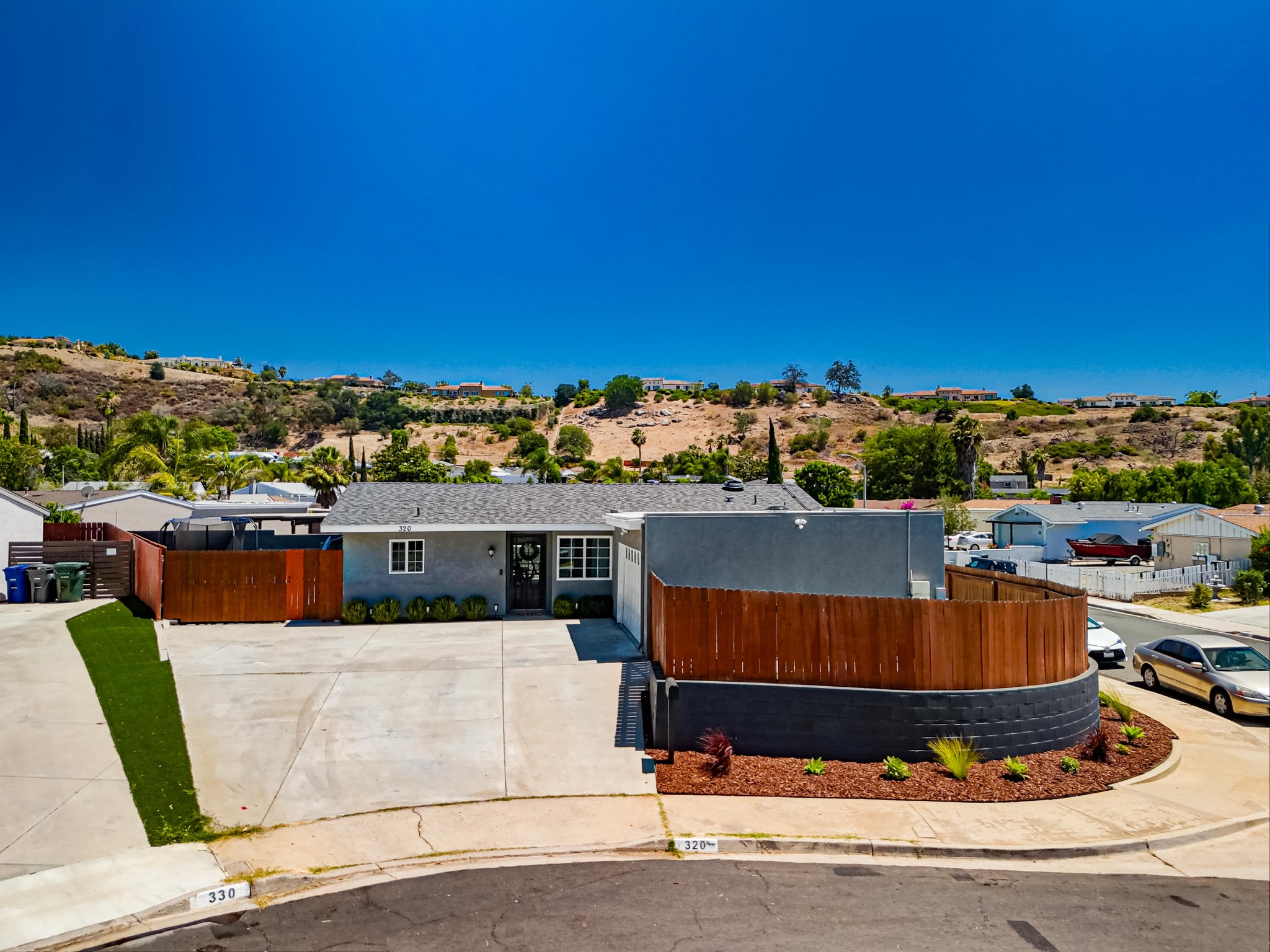 Virtual tour photo 4 of 44 for 320 James St