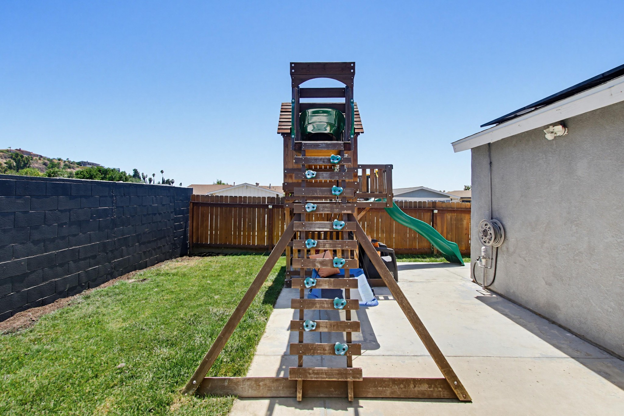 Virtual tour photo 41 of 100 for 320 James St