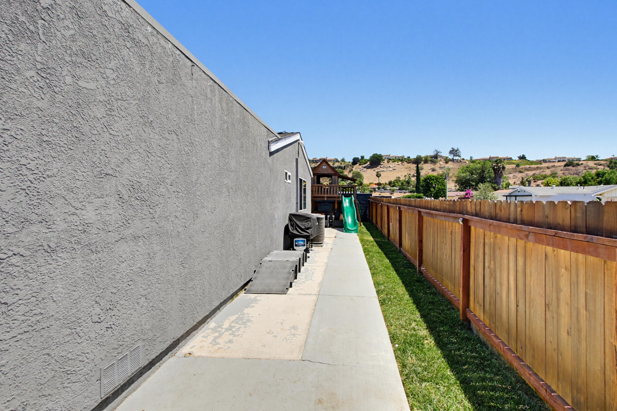 Virtual tour photo 46 of 100 for 320 James St