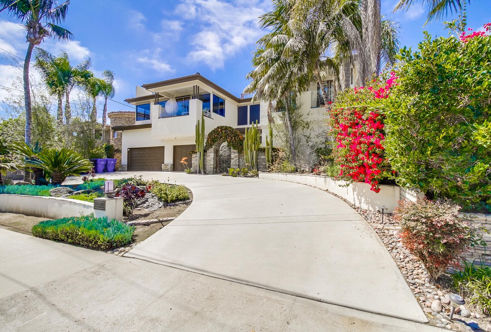 Virtual tour photo 1 of 150 for 320 San Elijo St