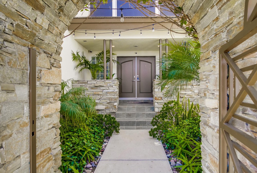 Virtual tour photo 10 of 150 for 320 San Elijo St