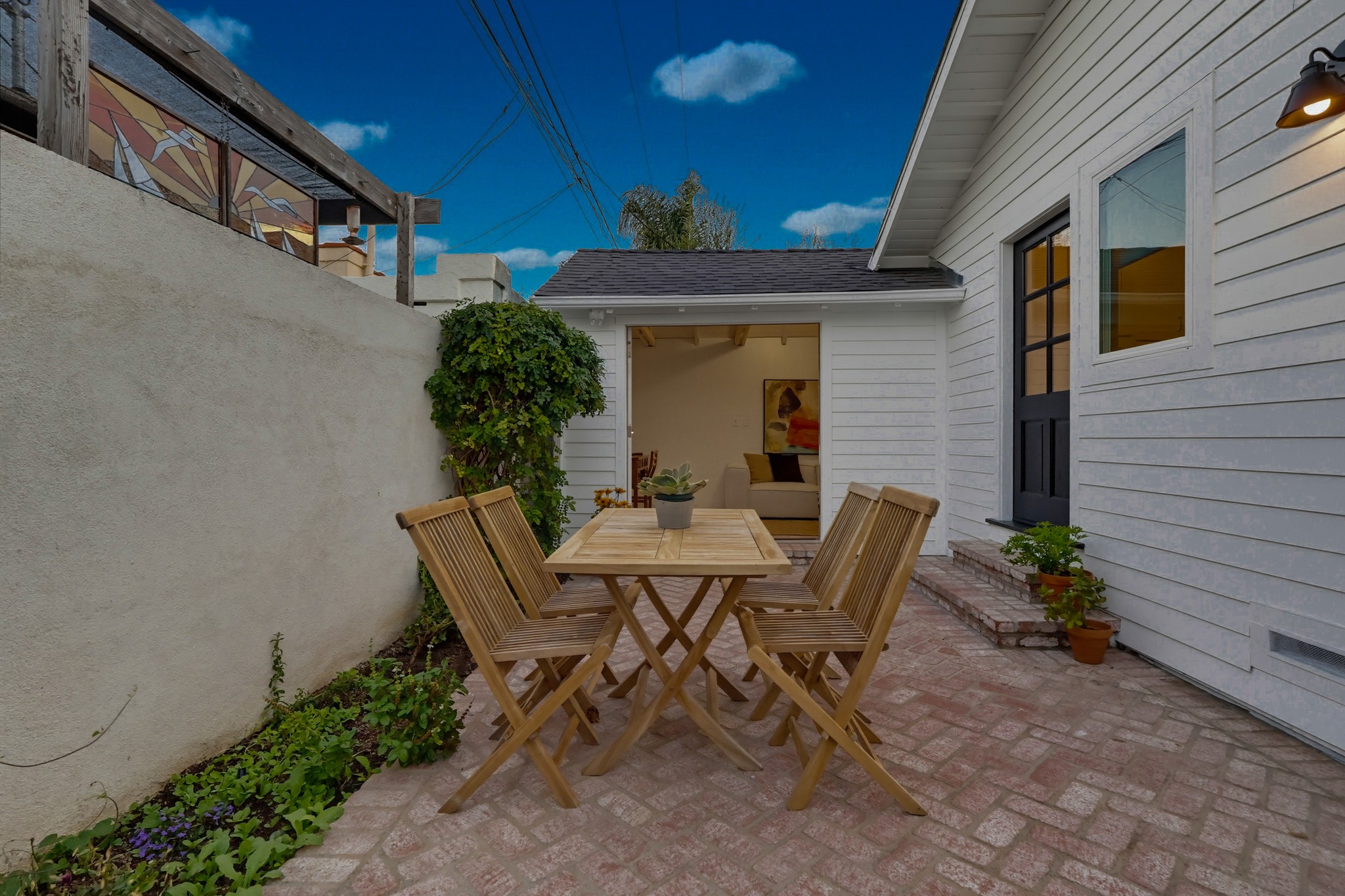 Virtual tour photo 62 of 62 for 320 St Joseph Ave