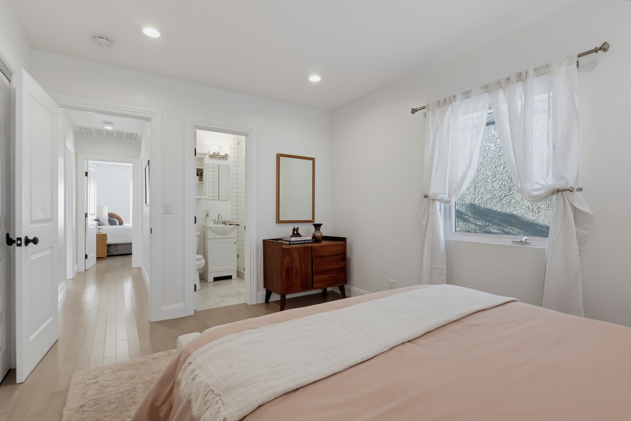Virtual tour photo 36 of 62 for 320 St Joseph Ave