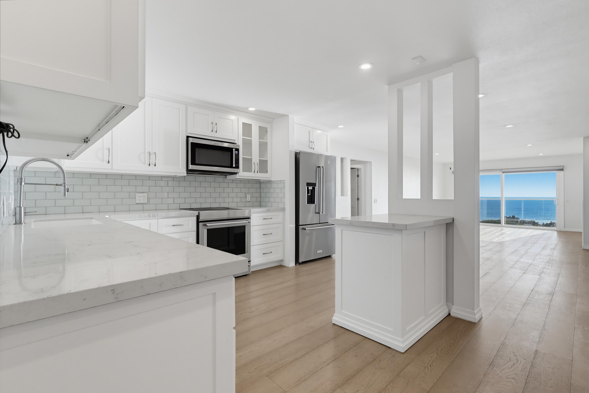 Virtual tour photo 3 of 60 for 3200 La Rotonda Dr Unit 205