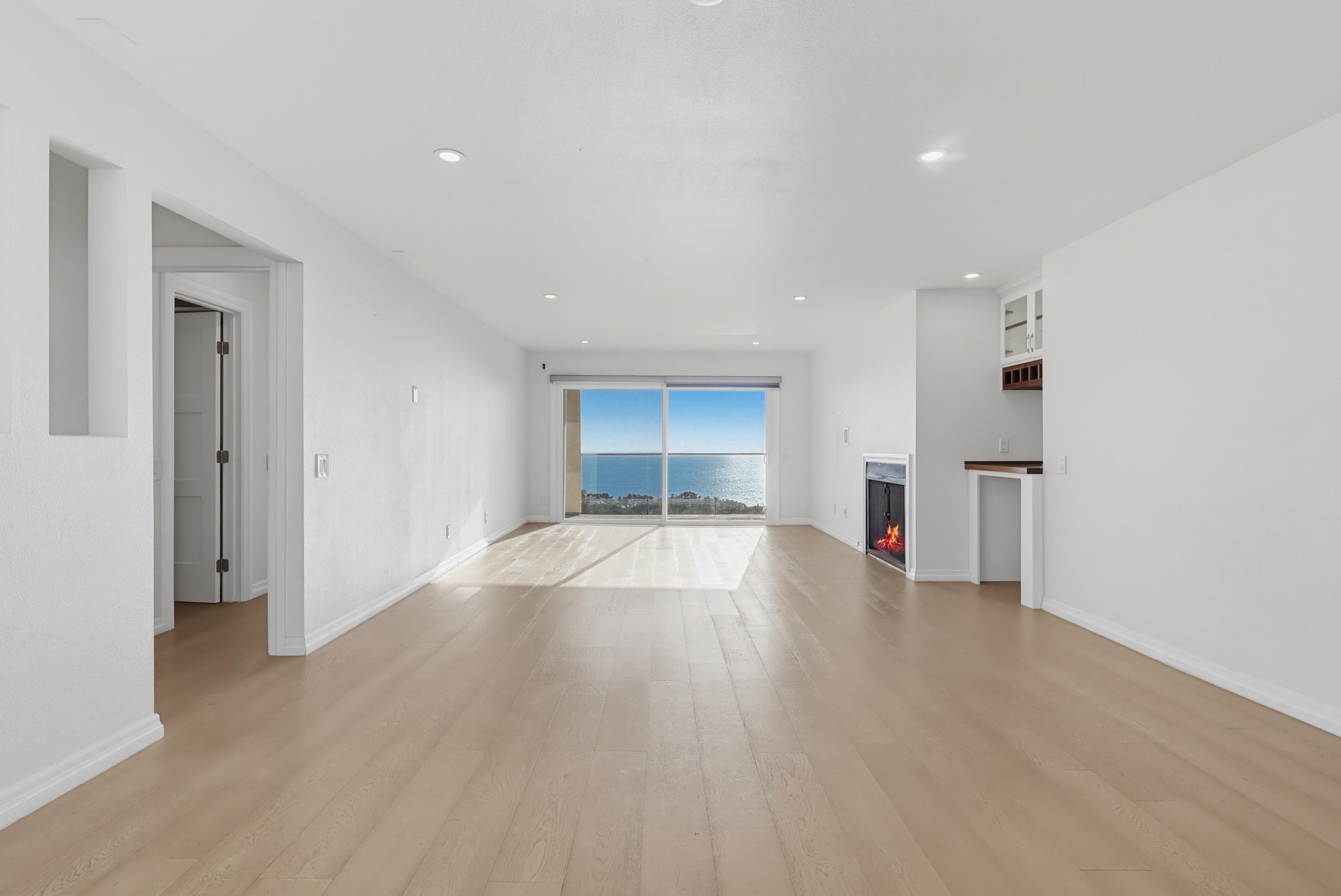 Virtual tour photo 8 of 60 for 3200 La Rotonda Dr Unit 205