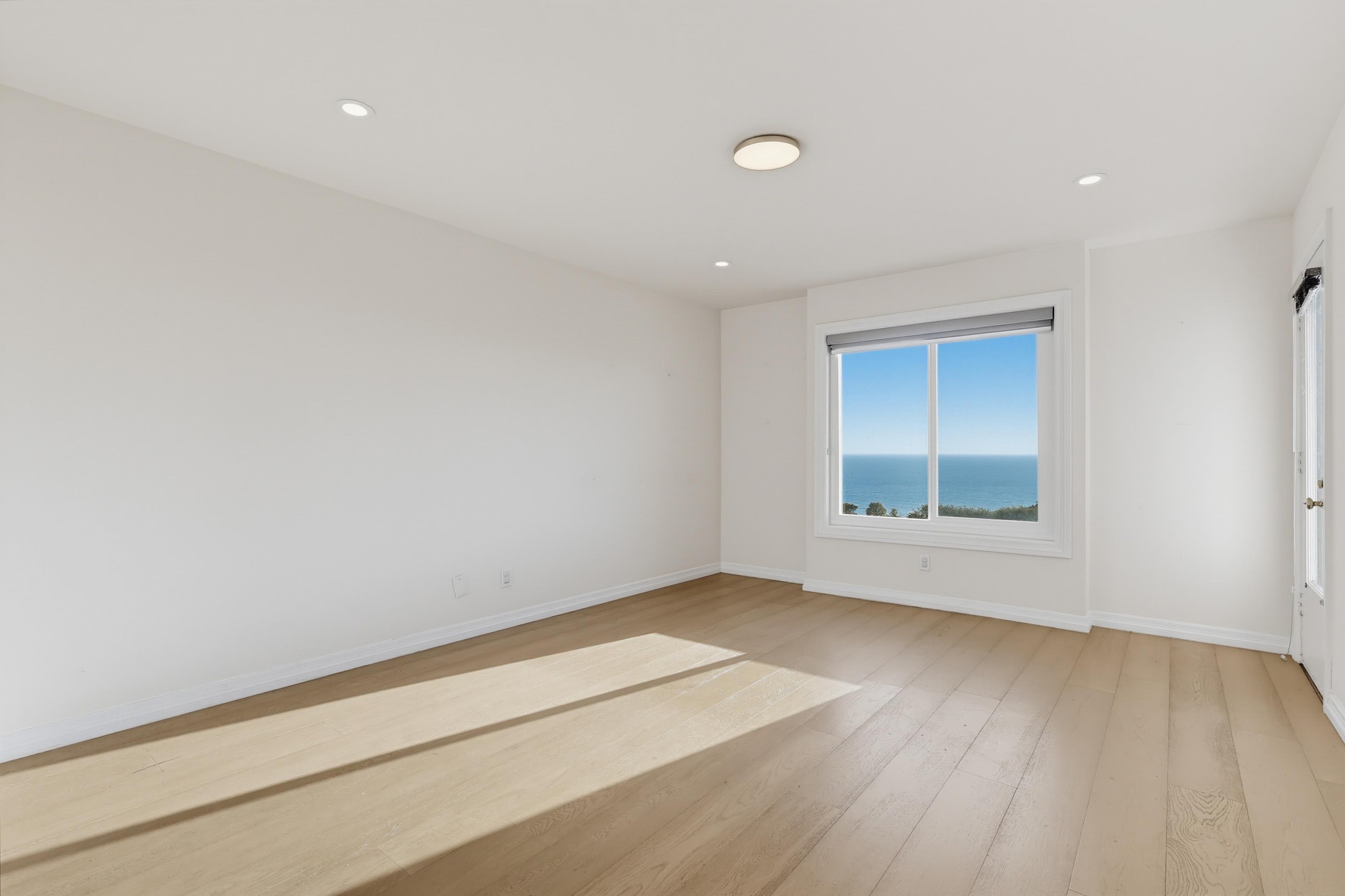 Virtual tour photo 25 of 60 for 3200 La Rotonda Dr Unit 205