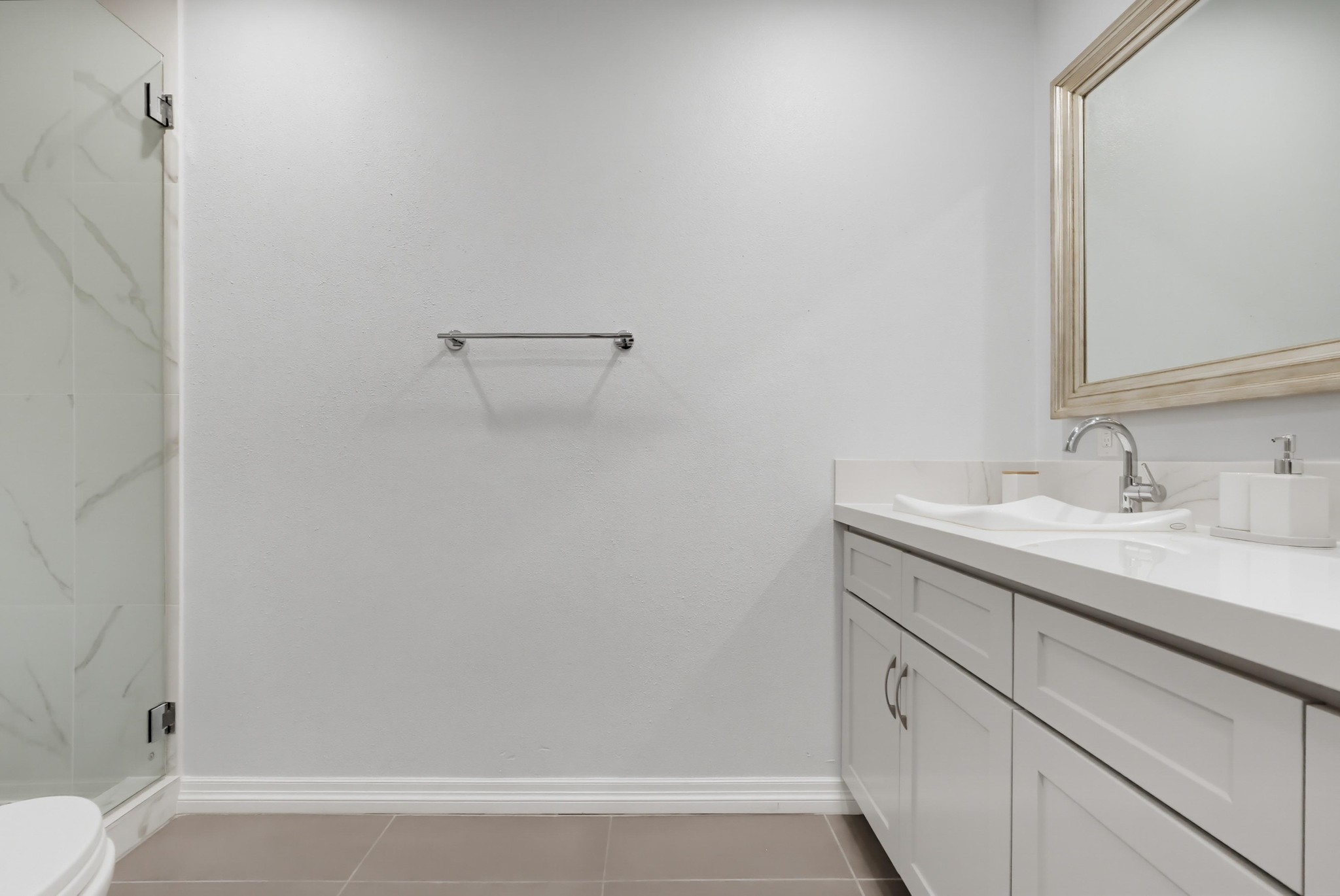 Virtual tour photo 36 of 60 for 3200 La Rotonda Dr Unit 205