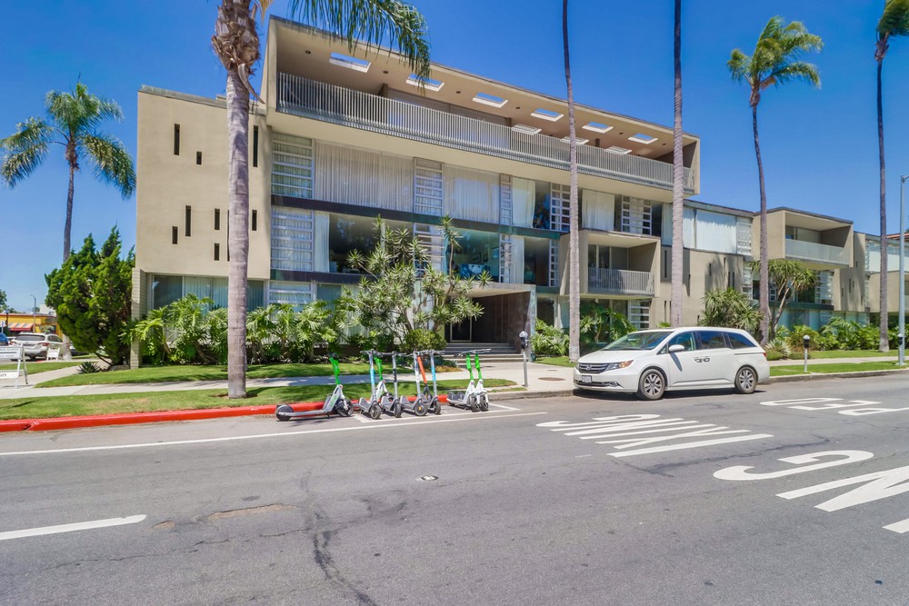 Virtual tour photo 1 of 24 for 3200 Sixth Ave