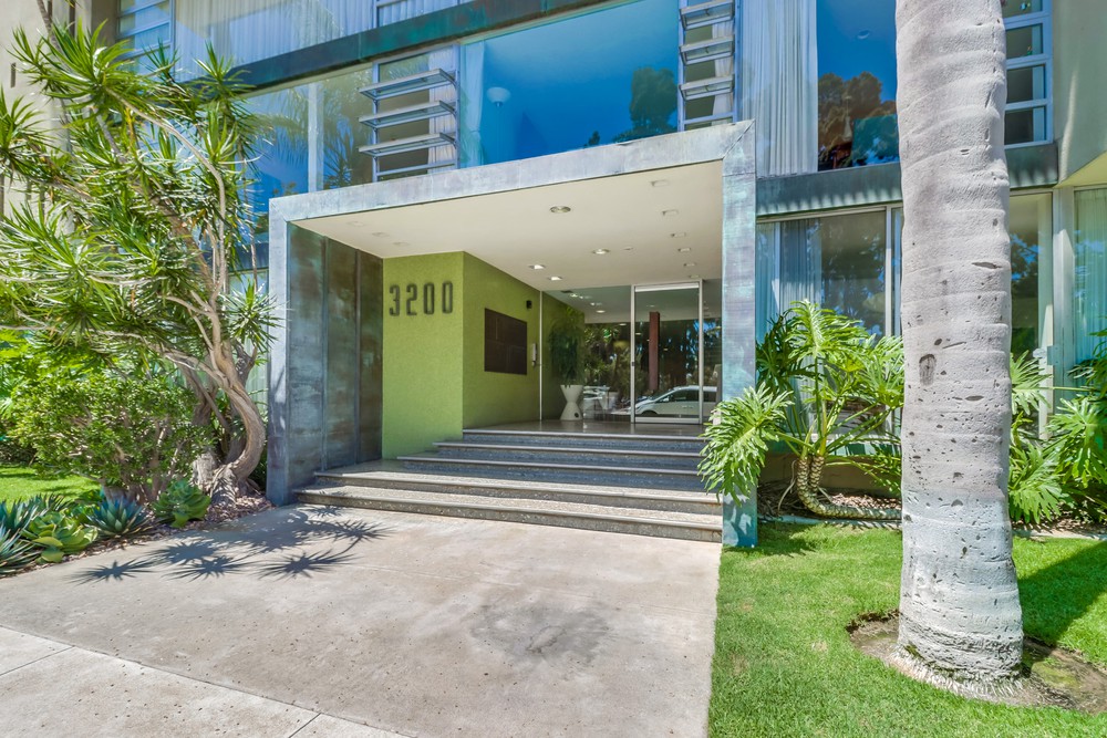 Virtual tour photo 4 of 24 for 3200 Sixth Ave
