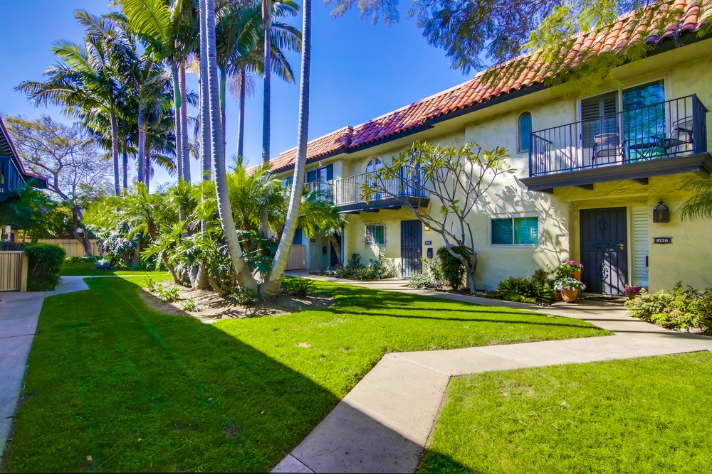 Virtual tour photo 8 of 57 for 3204 Loma Riviera Dr