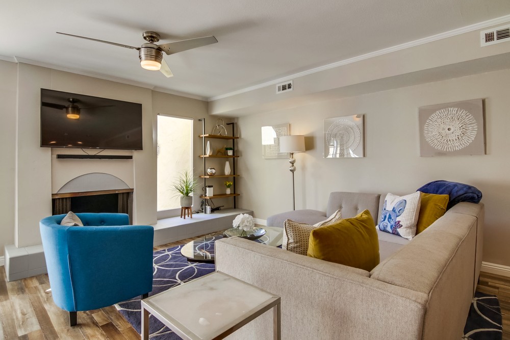 Virtual tour photo 13 of 57 for 3204 Loma Riviera Dr