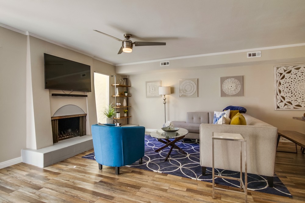 Virtual tour photo 14 of 57 for 3204 Loma Riviera Dr