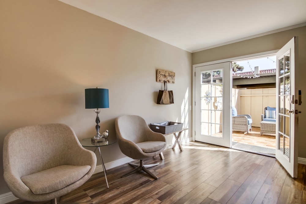 Virtual tour photo 17 of 57 for 3204 Loma Riviera Dr