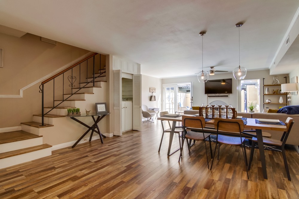 Virtual tour photo 21 of 57 for 3204 Loma Riviera Dr