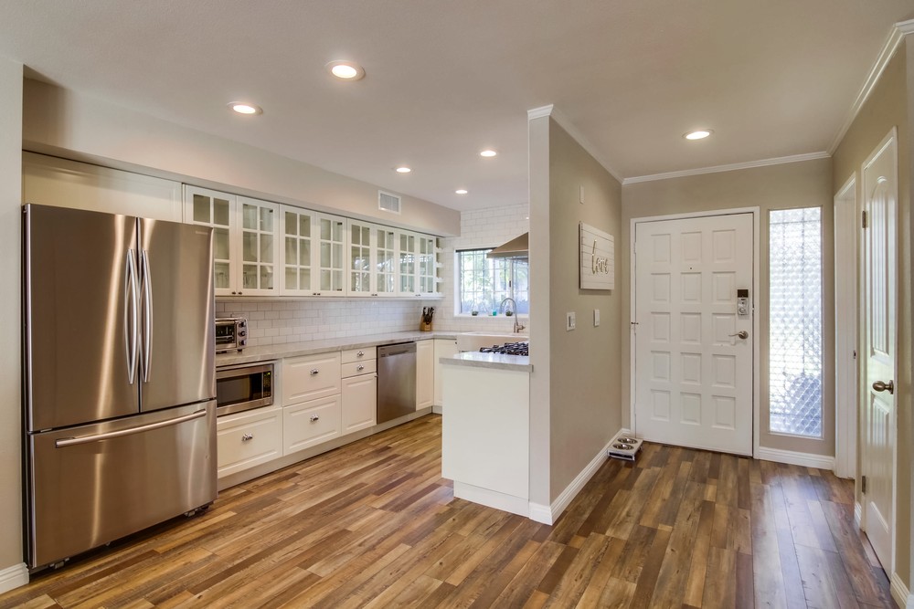 Virtual tour photo 26 of 57 for 3204 Loma Riviera Dr