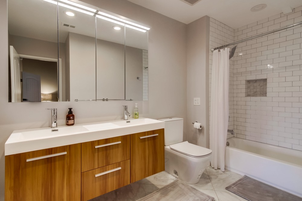Virtual tour photo 42 of 57 for 3204 Loma Riviera Dr