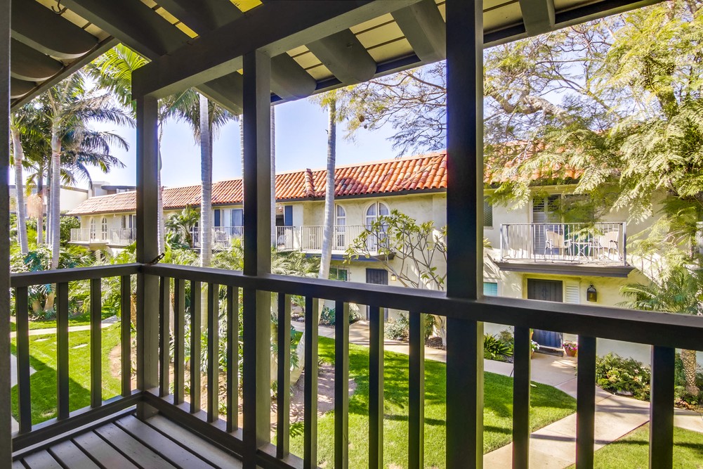 Virtual tour photo 50 of 57 for 3204 Loma Riviera Dr
