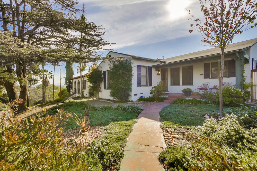 Virtual tour photo 1 of 60 for 3205 Hawthorn Street