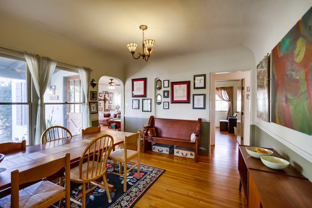 Virtual tour photo 17 of 60 for 3205 Hawthorn Street