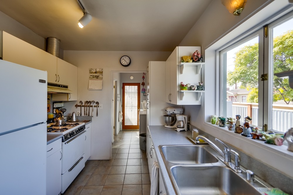 Virtual tour photo 18 of 60 for 3205 Hawthorn Street