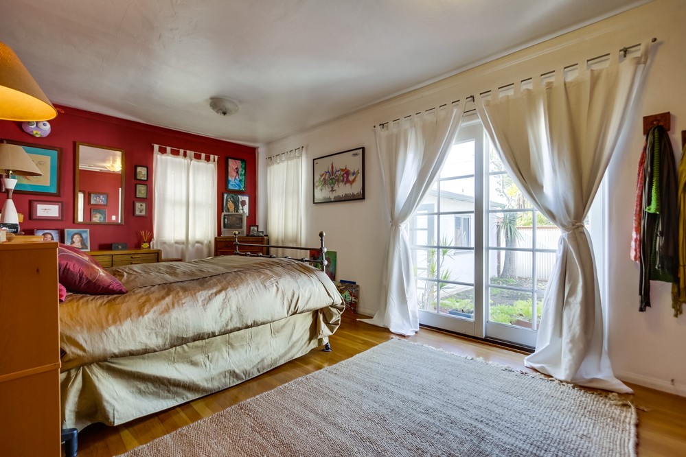 Virtual tour photo 27 of 60 for 3205 Hawthorn Street
