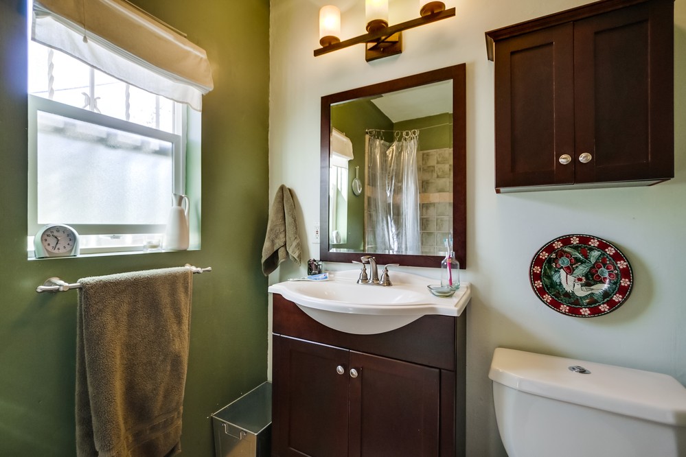 Virtual tour photo 30 of 60 for 3205 Hawthorn Street