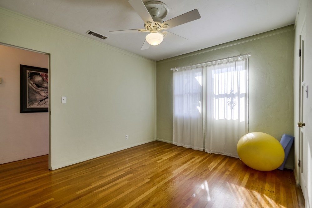 Virtual tour photo 35 of 60 for 3205 Hawthorn Street