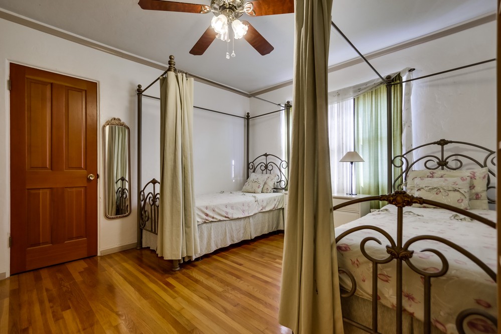 Virtual tour photo 38 of 60 for 3205 Hawthorn Street