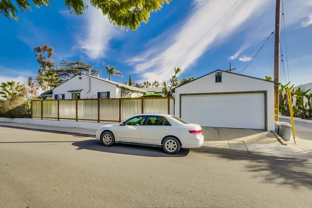 Virtual tour photo 56 of 60 for 3205 Hawthorn Street