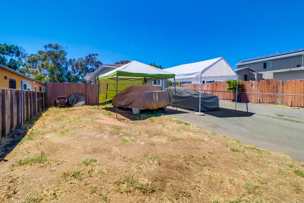 Virtual tour photo 4 of 45 for 3206-3208 van dyke ave