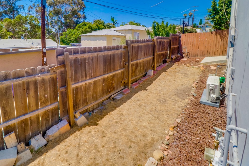 Virtual tour photo 39 of 45 for 3206-3208 van dyke ave