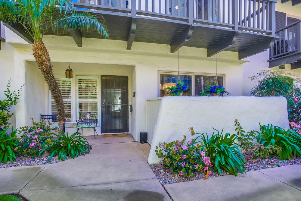 Virtual tour photo 4 of 56 for 3208 Loma Riviera Dr