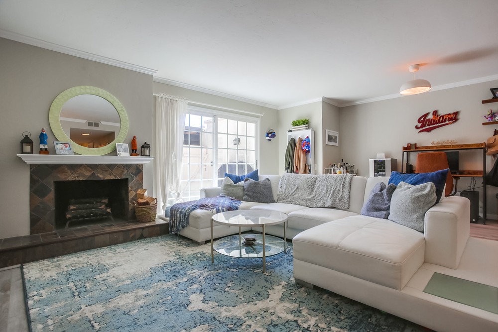 Virtual tour photo 12 of 56 for 3208 Loma Riviera Dr