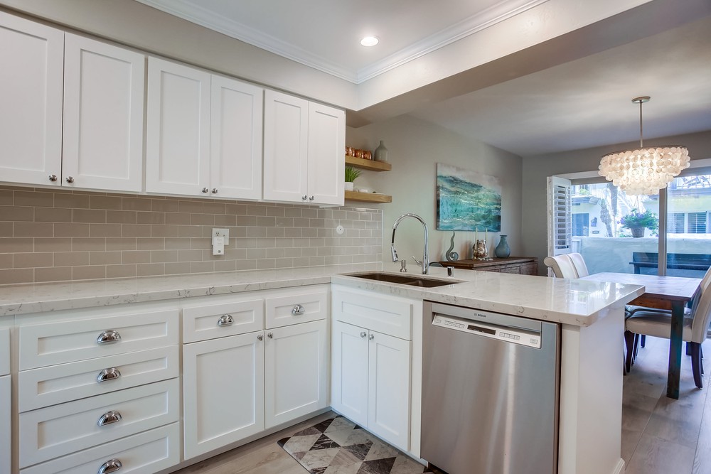 Virtual tour photo 20 of 56 for 3208 Loma Riviera Dr
