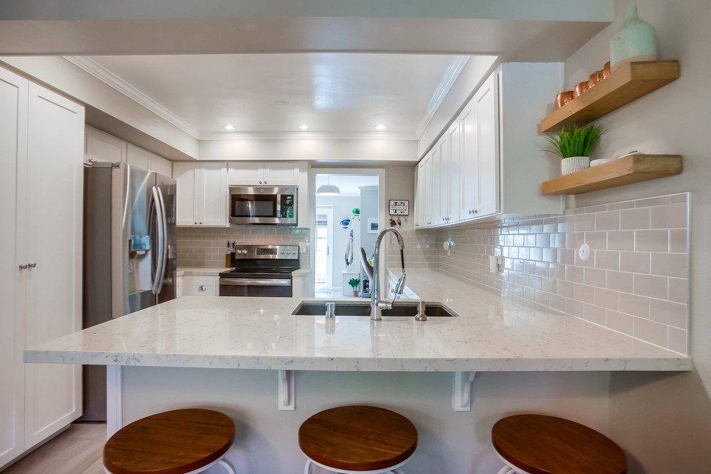 Virtual tour photo 22 of 56 for 3208 Loma Riviera Dr