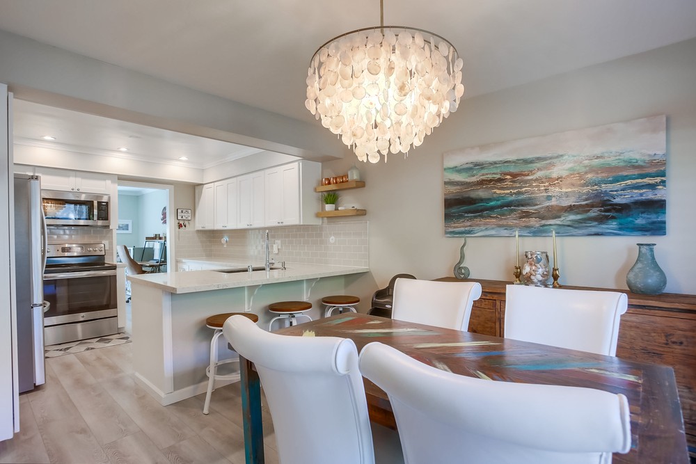 Virtual tour photo 26 of 56 for 3208 Loma Riviera Dr