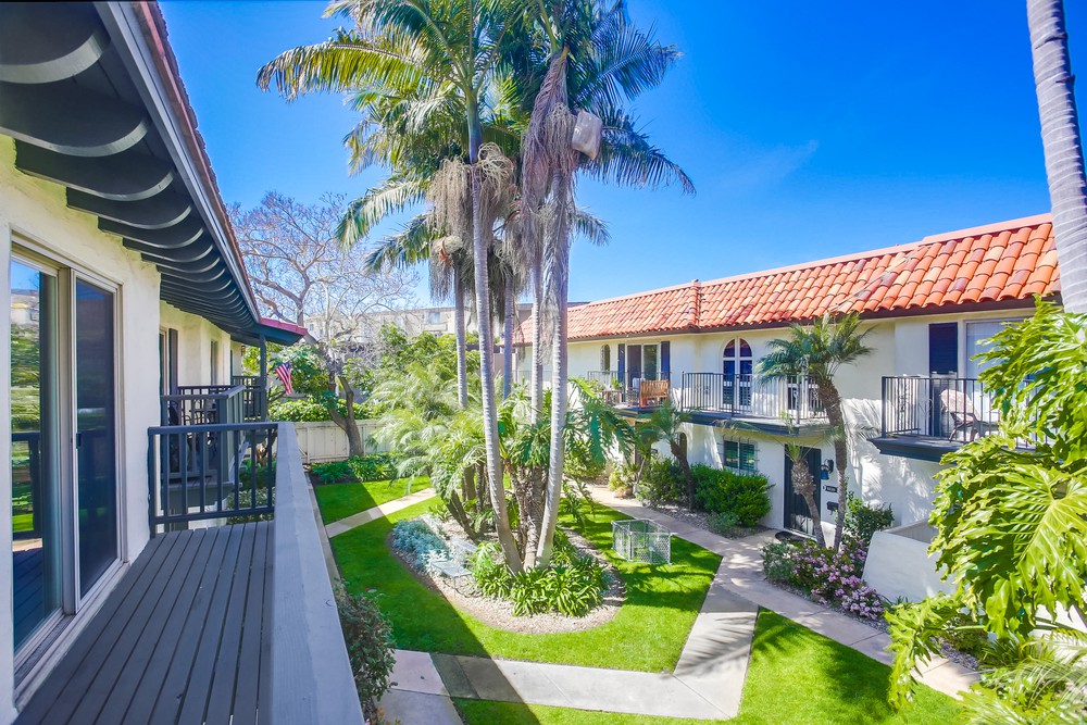 Virtual tour photo 40 of 56 for 3208 Loma Riviera Dr