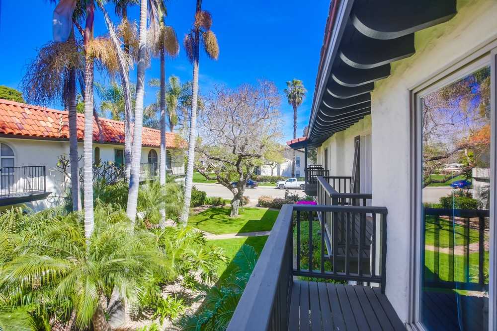 Virtual tour photo 41 of 56 for 3208 Loma Riviera Dr